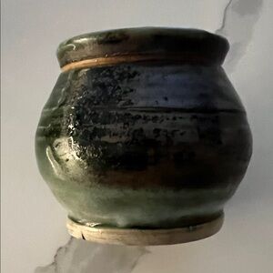 Elegant Dark Green & Blue Pottery